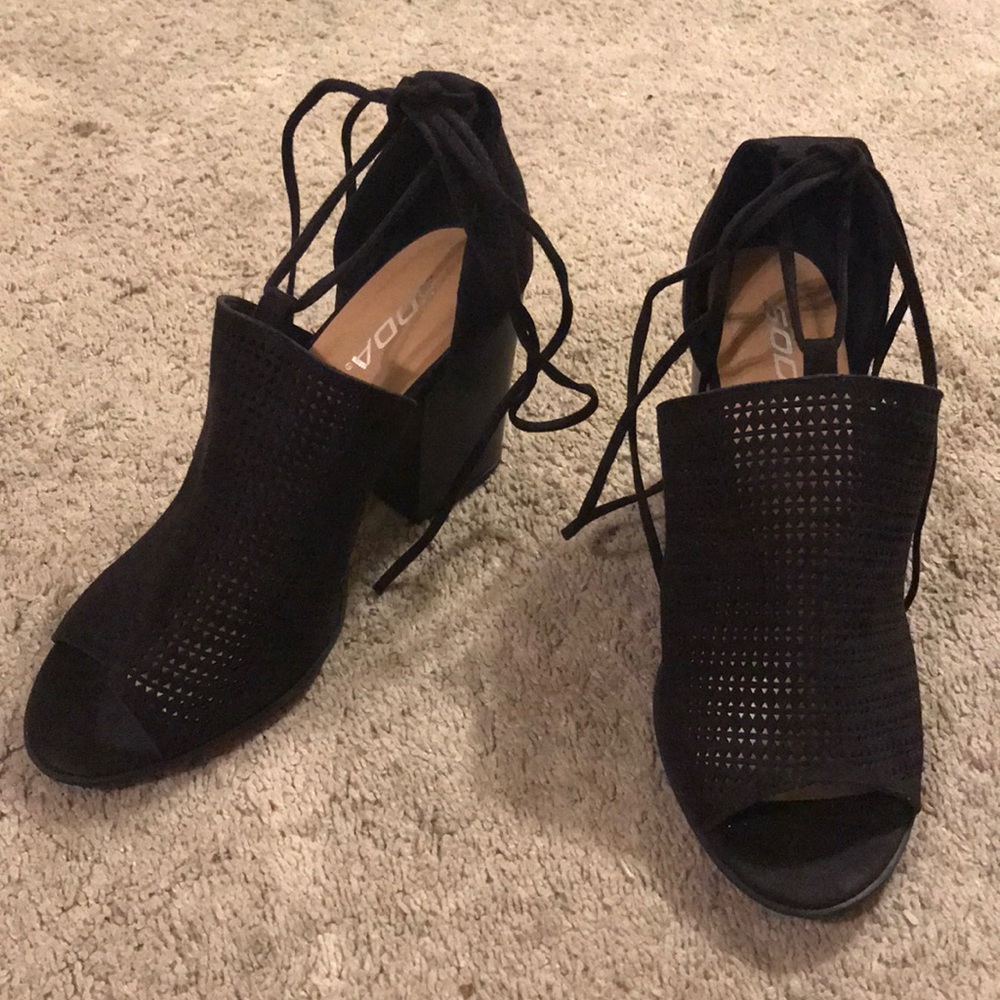 Women’s Open Toe Ankle Wrap Around Heels